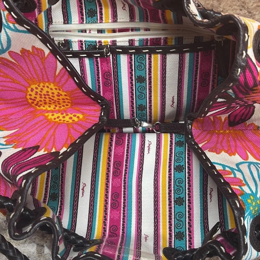 Brighton Handbag - Picture 3 of 3